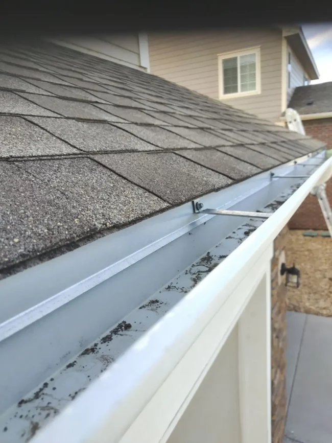 gutters_white gutter damage