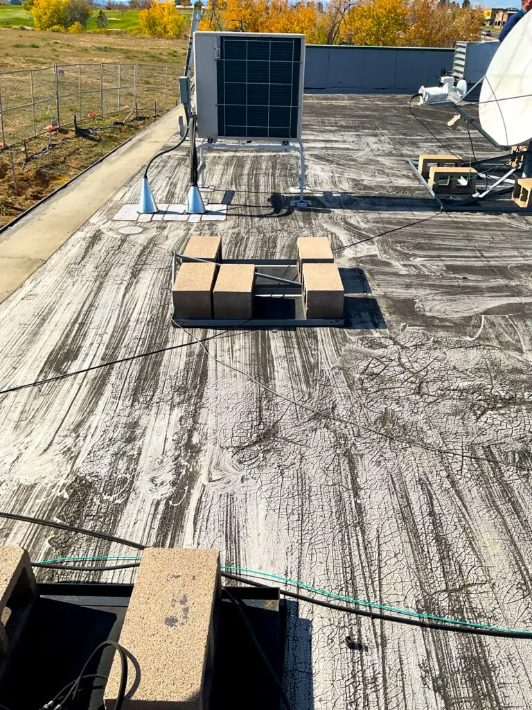 Maintenance of a flat commercial roof